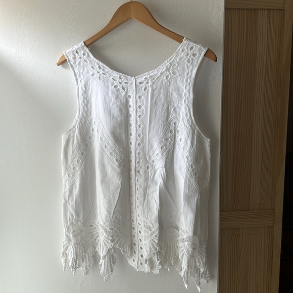 Apricot Top - Picture 5 of 5